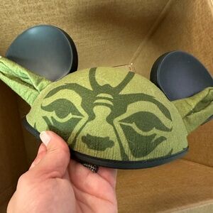 Disney / Star Wars | Yoda Ears Hat | Green / Black